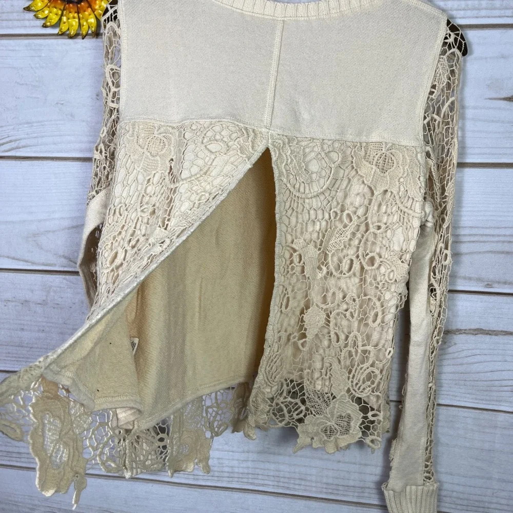 Free People Cream Crochet Lace Open Back Long Sleeve Statement Top Small Blouse